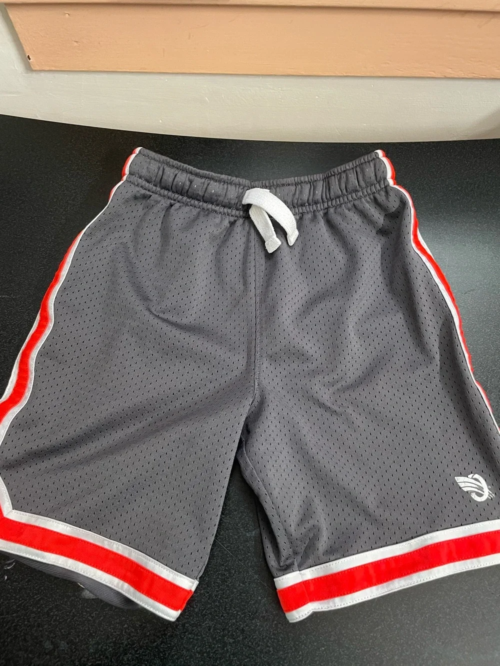 OshKosh B'gosh kids Gray Athletic Shorts with Red & White Trim( size:6)